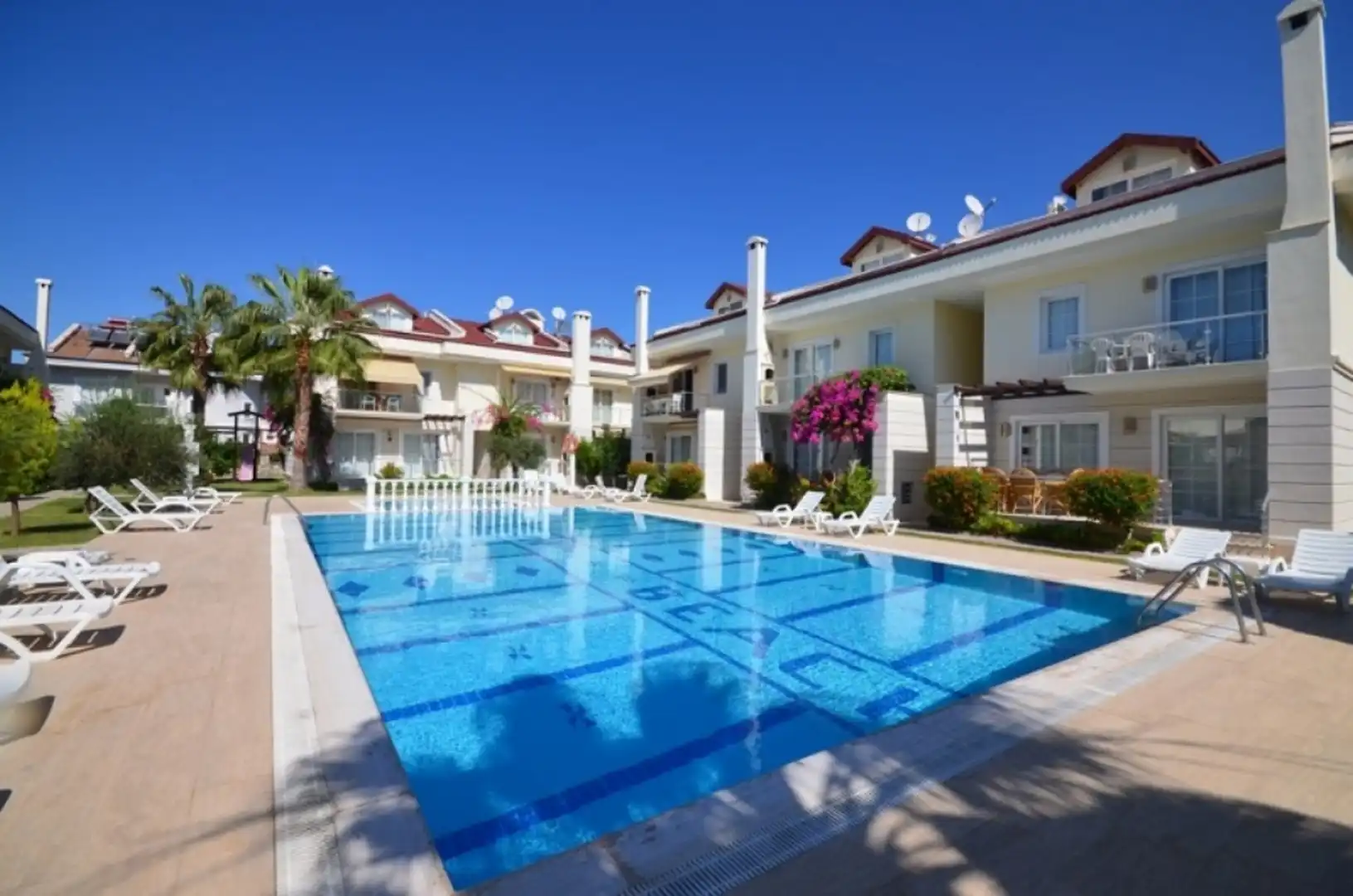 Изображение Просторный дуплекс 4+1 в жилом комплексе в Фетхие